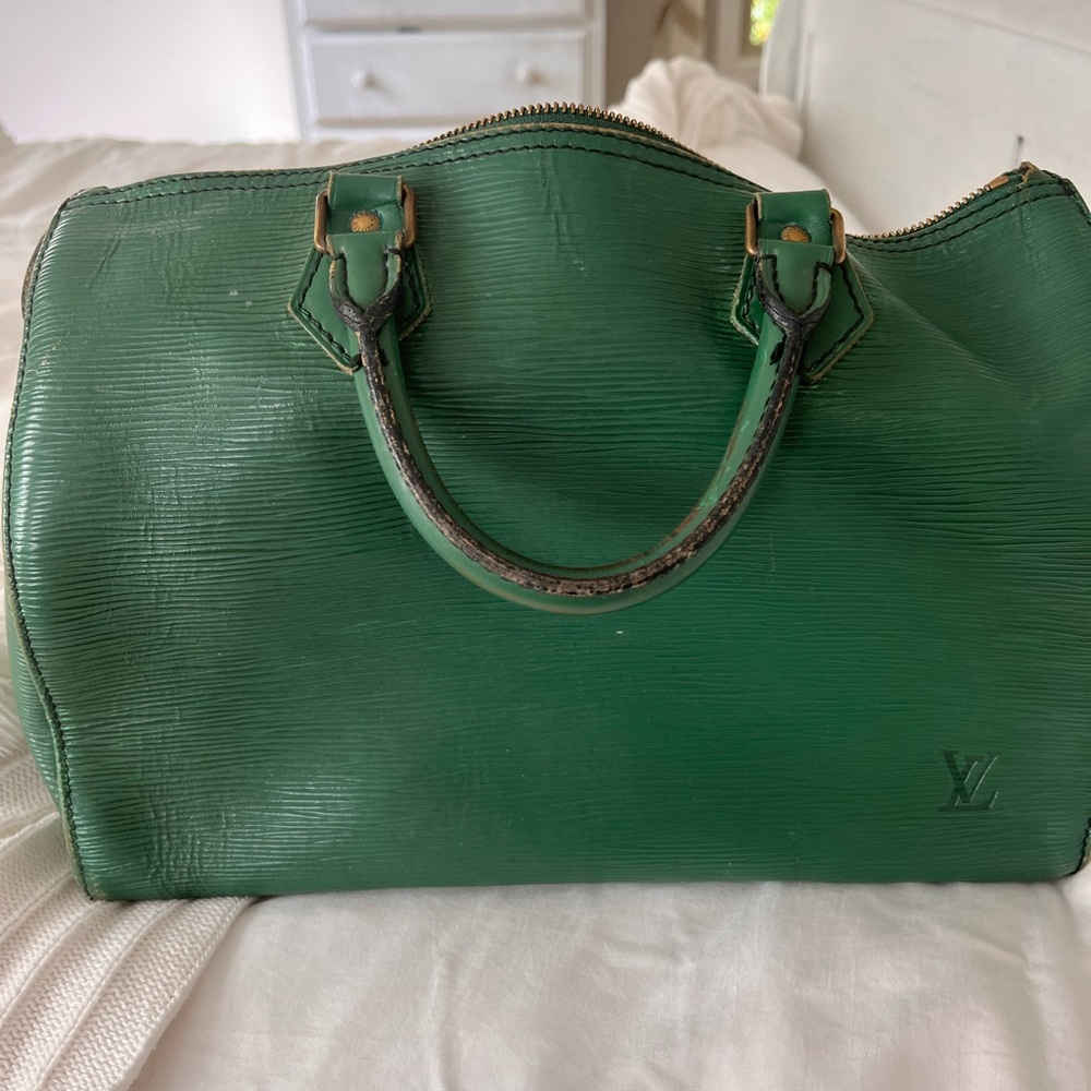 Louis Vuitton epi speedy 30 green!